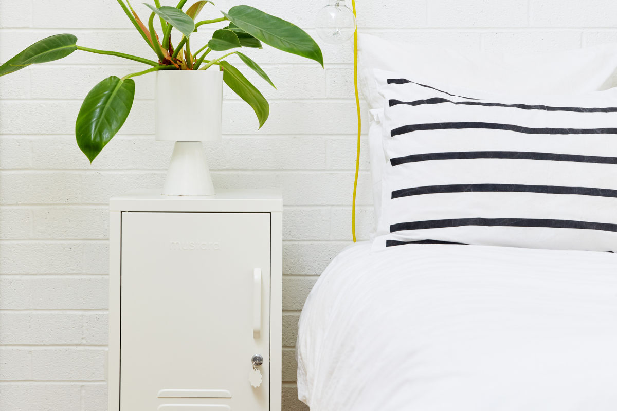 Beige-free neutrals