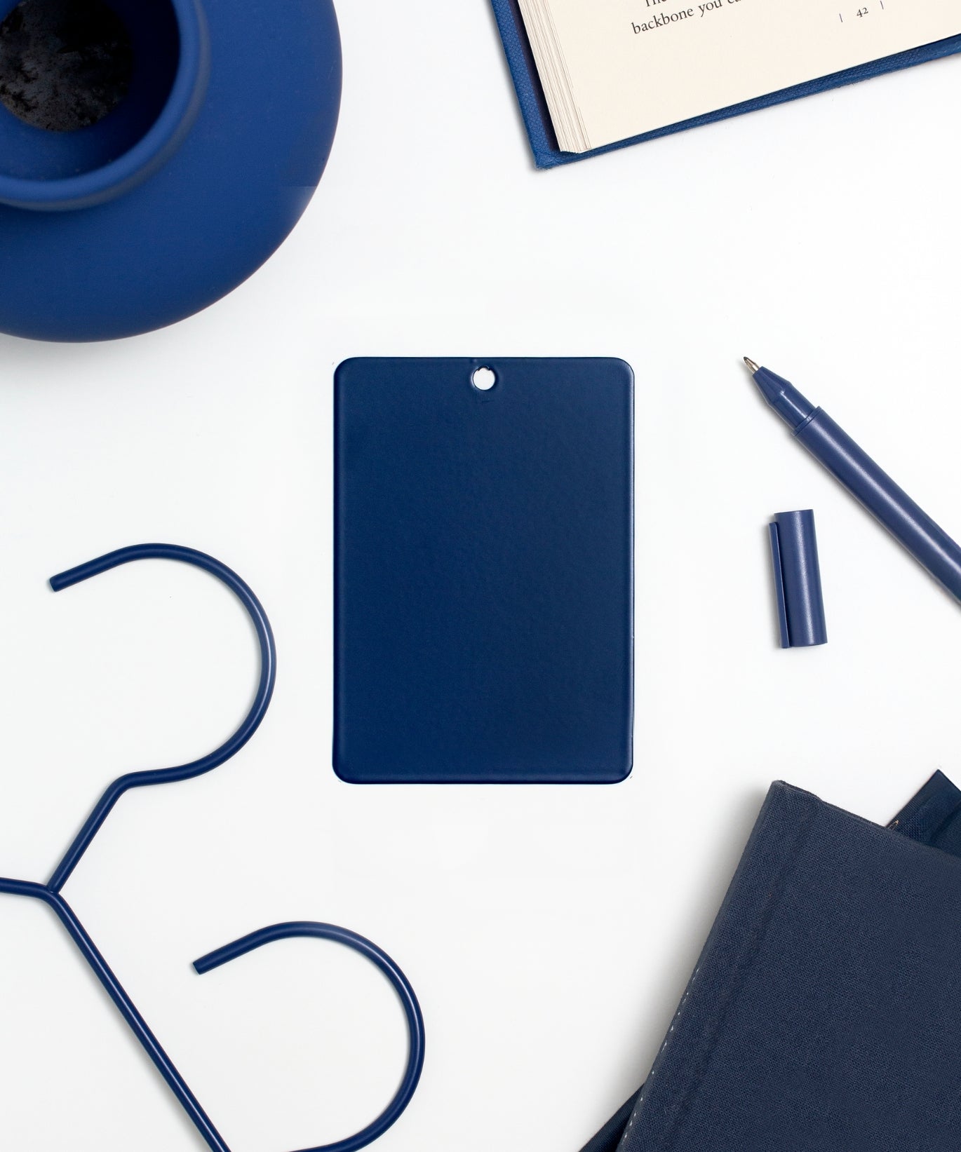 Muestra de color en azul marino