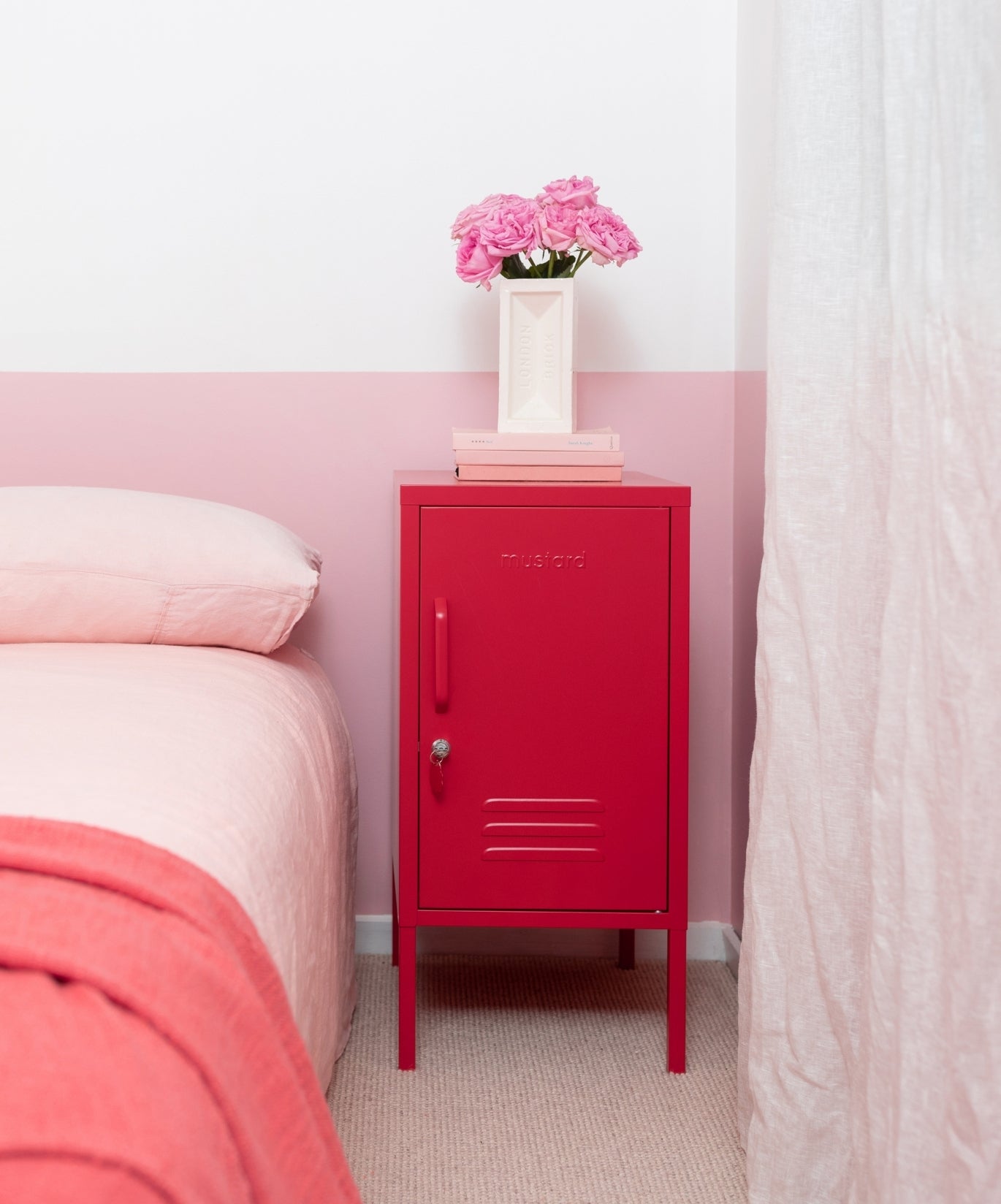 The Shorty in Poppy