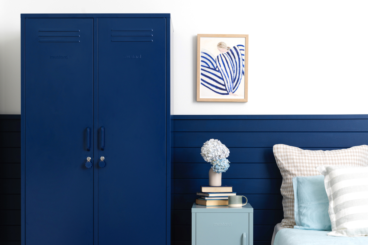 Der Twinny im Navy Locker