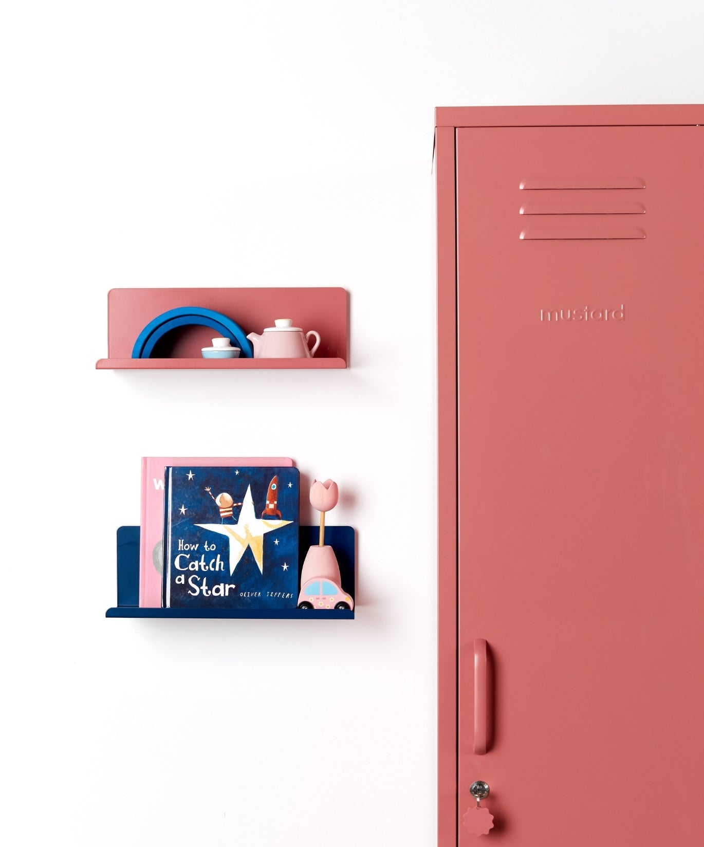 The Ledge in Navy - Klein