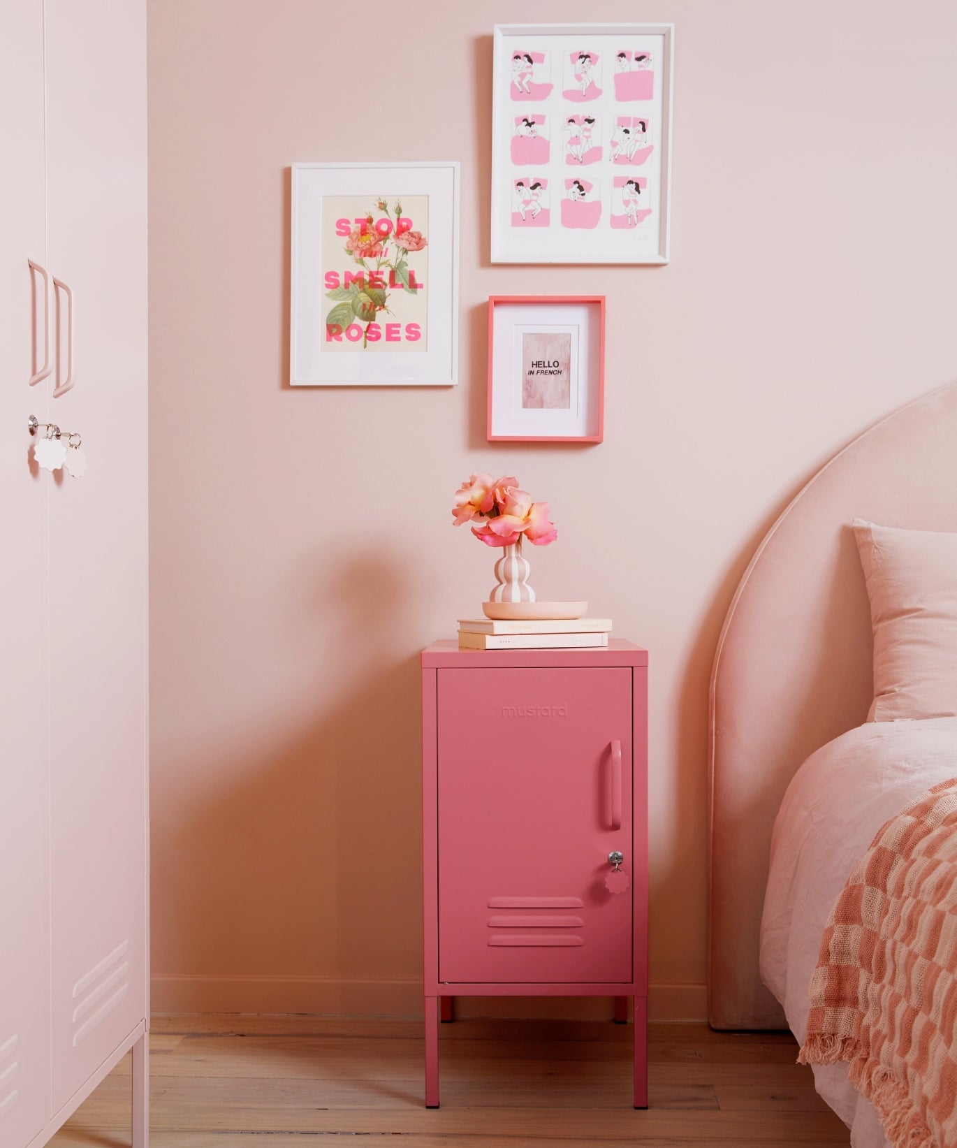 Der Shorty in Berry to the Left