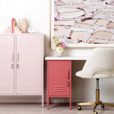 Der Shorty in Berry to the Left