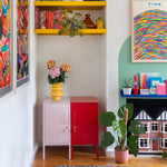 Der Shorty in Blush to the Left