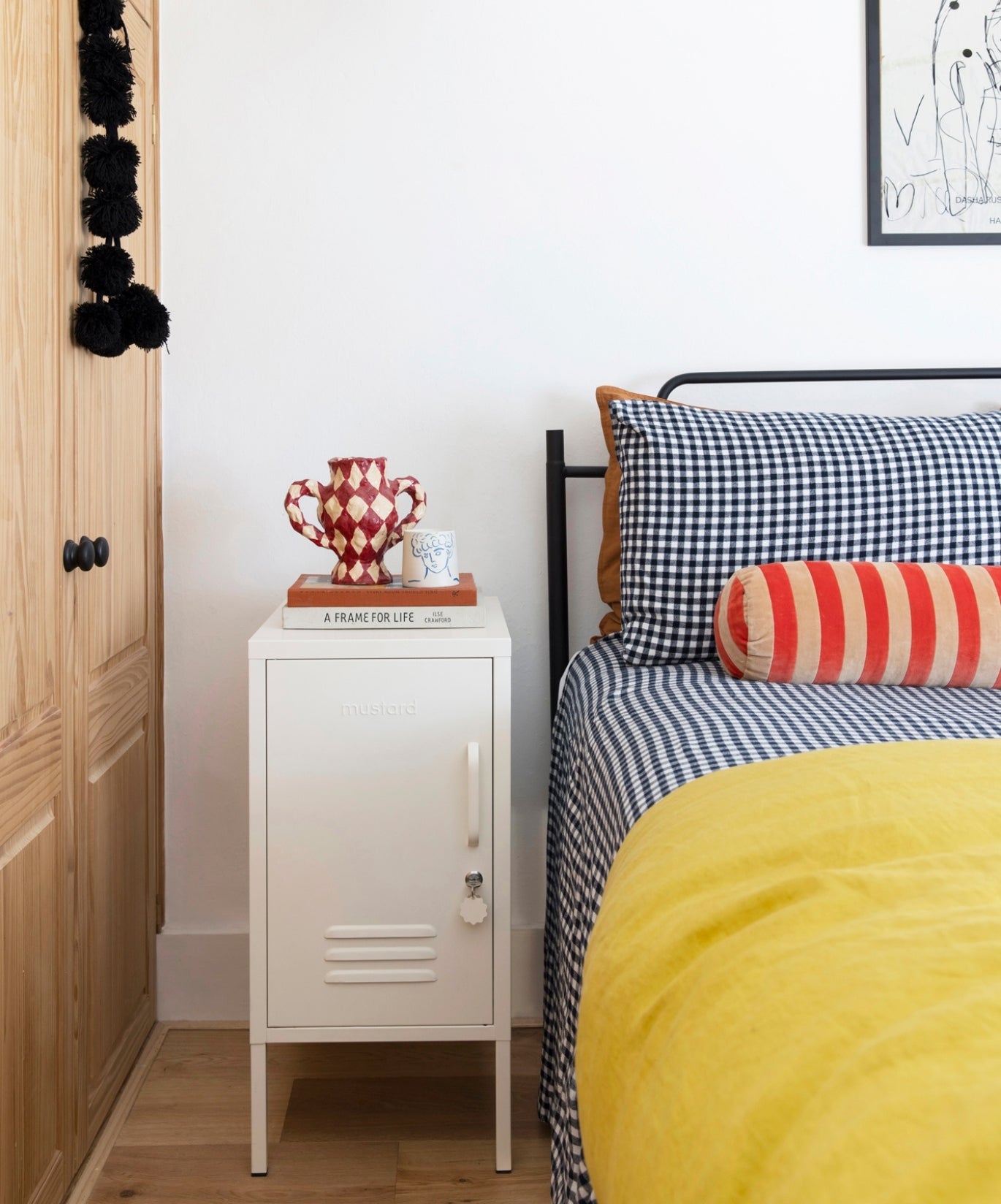 Der Shorty in Chalk to the Left