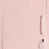 Der Shorty in Blush to the Left