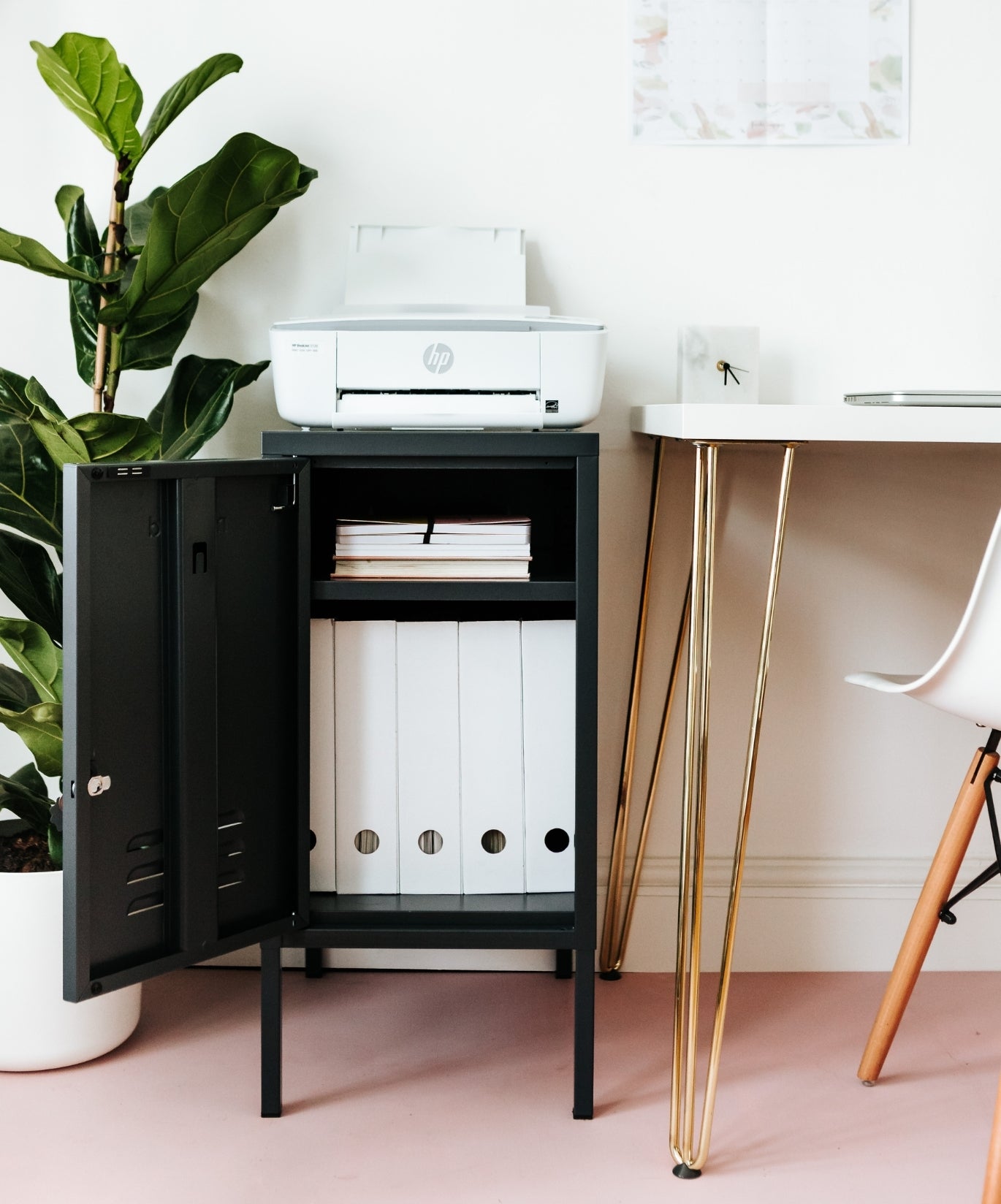 Der Shorty in Slate to the Left