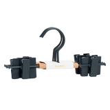 Perchas de clip para niños en pizarra