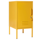 El Shorty en Mustard a la izquierda