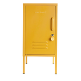 El Shorty en Mustard a la izquierda