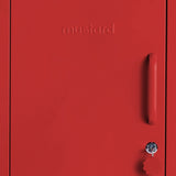 Le Shorty dans Poppy to the Left