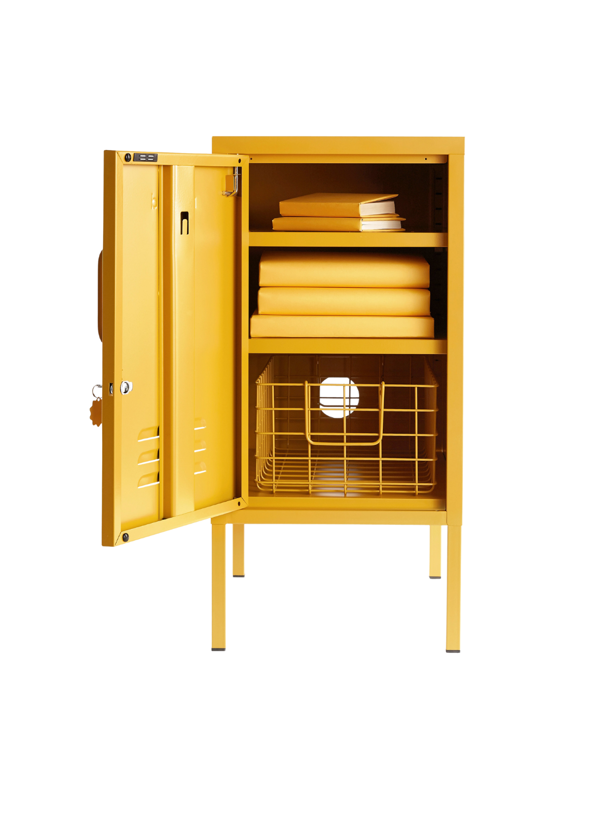 Le Shorty à la Mustard à gauche