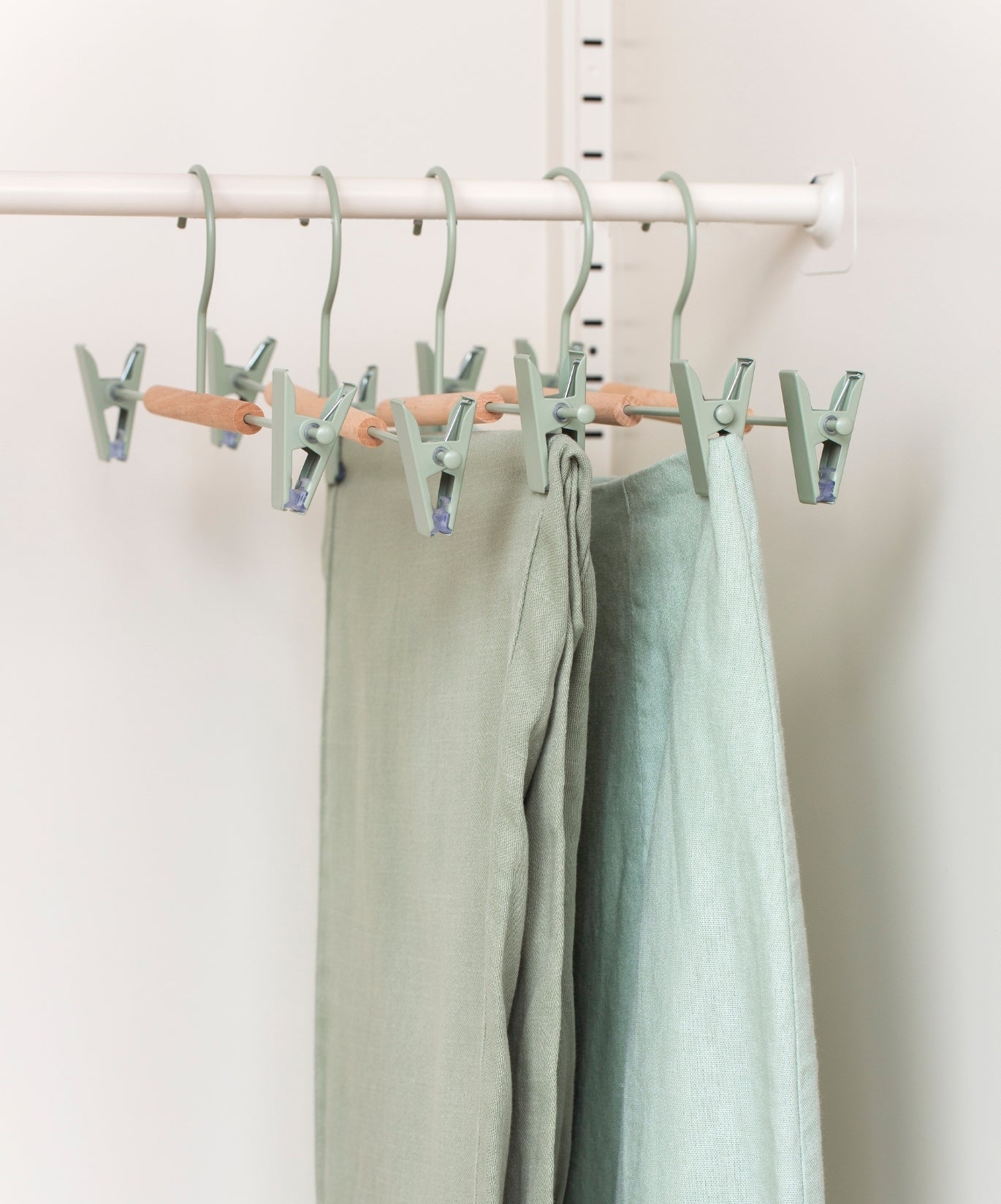 Appendini a clip per adulti in salvia