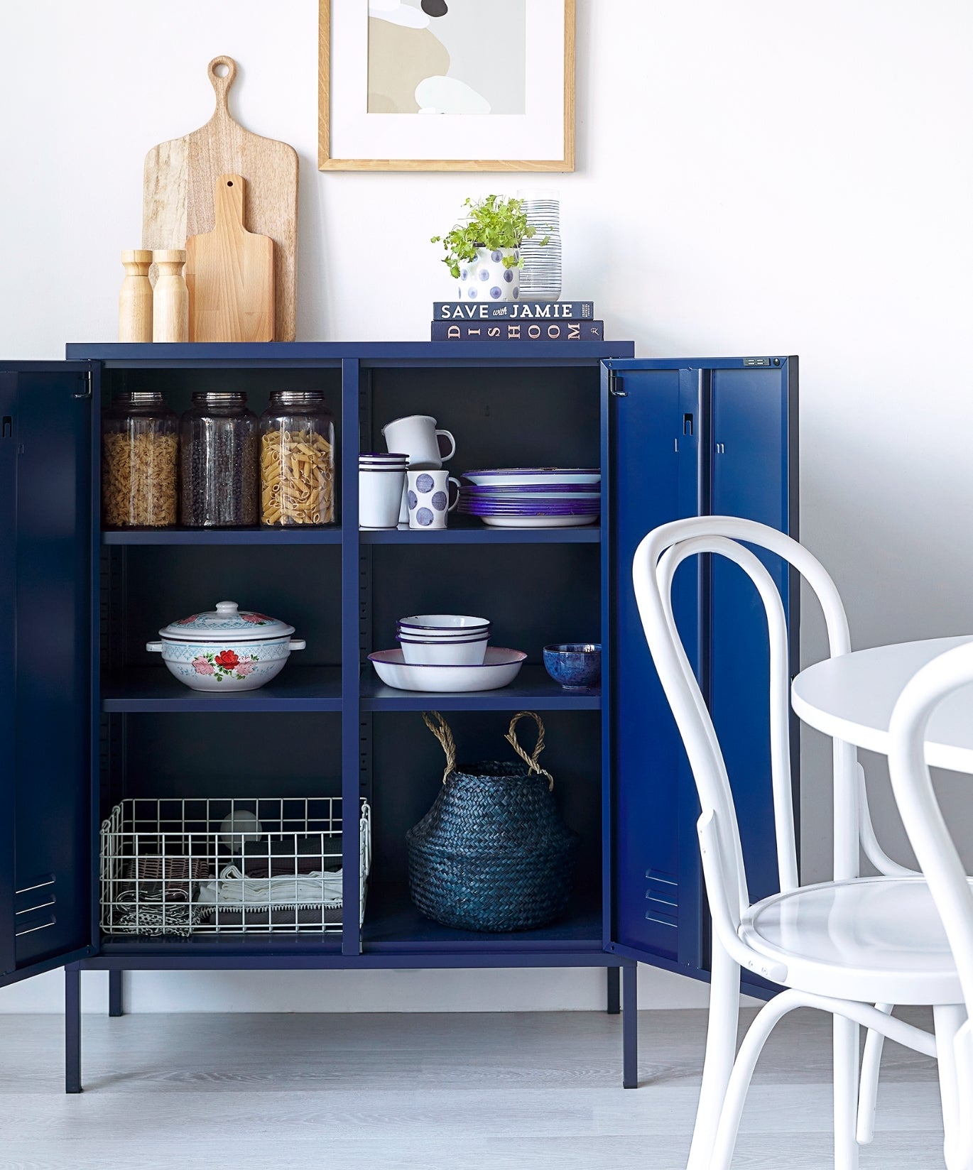 Il modello Midi in blu scuro